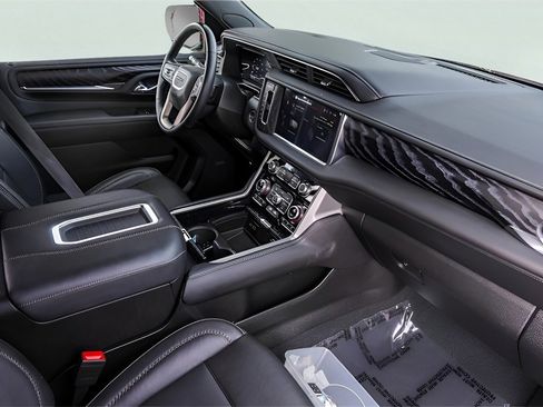 Used 2023 GMC Yukon Denali w/ Max Trailering Package image 35