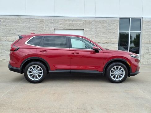 Used 2025 Honda CR-V EX image 4