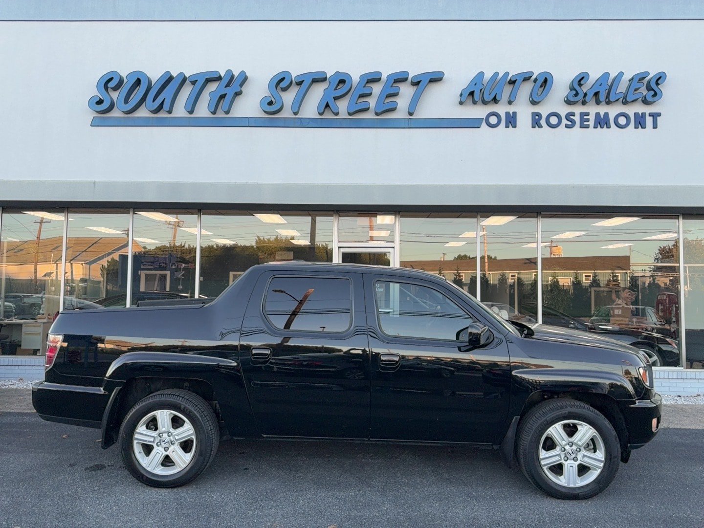 Used 2012 Honda Ridgeline RTL image 1
