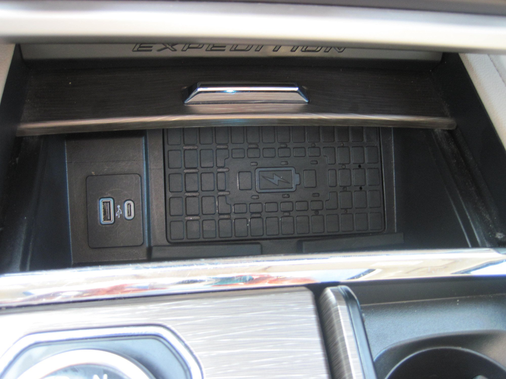 Used 2024 Ford Expedition Max Limited AWD/4WD image 26