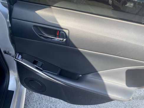 Used 2015 Lexus IS 250 w/ Navigation System Package RWD image 31