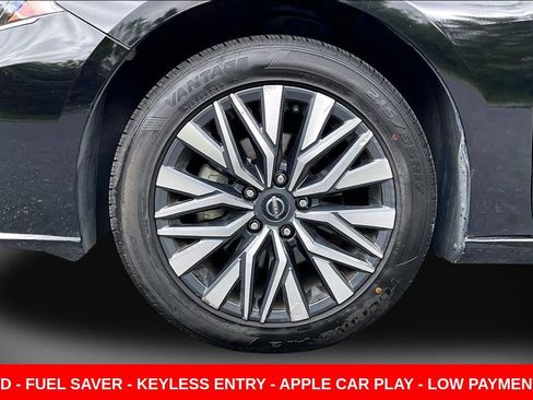 Used 2024 Nissan Altima 2.5 SV AWD/4WD image 30