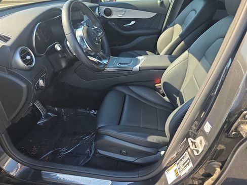 Used 2022 Mercedes-Benz GLC 300 4MATIC image 15