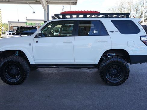 Used 2017 Toyota 4Runner TRD Pro AWD/4WD image 6