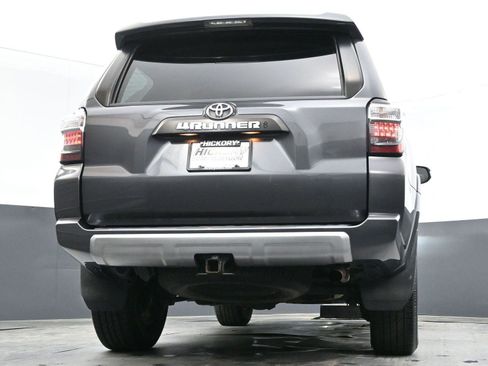 Used 2021 Toyota 4Runner TRD Off-Road Premium w/ Moonroof Package AWD/4WD image 49