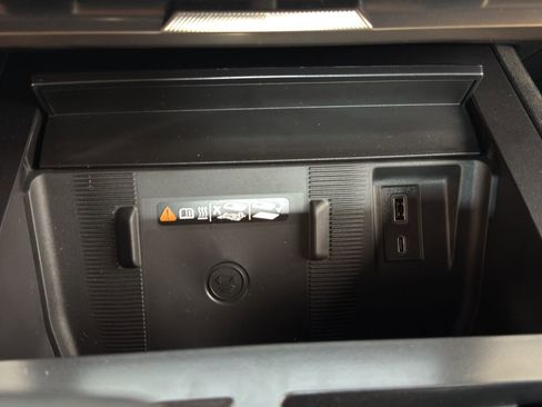 New 2025 GMC Hummer EV 2X image 35