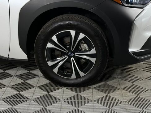 Used 2025 Subaru Solterra AWD/4WD image 13