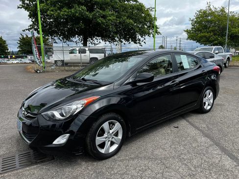 Used 2012 Hyundai Elantra GLS w/ Preferred Pkg 3 FWD image 7