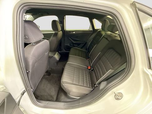 Used 2024 Volkswagen Jetta Sport image 19