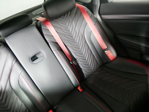 Used 2025 Genesis G80 2.5T Sport Prestige image 14