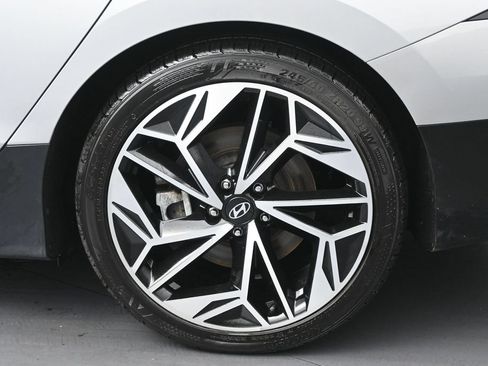 Used 2023 Hyundai Ioniq 6 SEL AWD/4WD image 34
