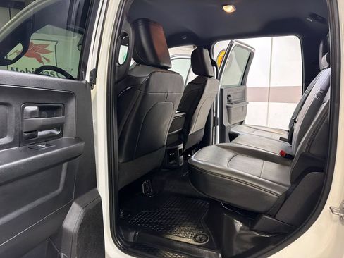 Used 2022 RAM 2500 Tradesman w/ Protection Group AWD/4WD image 30