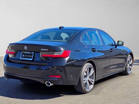 Used 2023 BMW 330i Sedan w/ Parking Assistance Package RWD image 3