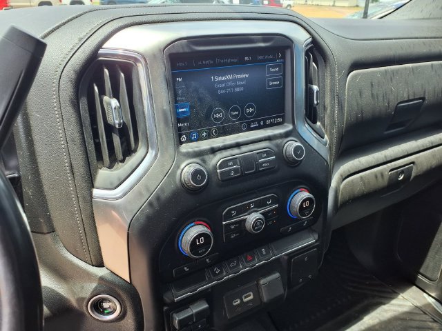 Used 2021 Chevrolet Silverado 3500 LT w/ Convenience Package AWD/4WD image 4