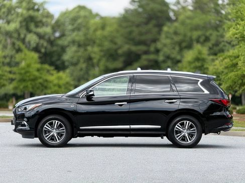 Used 2019 INFINITI QX60 Luxe w/ Essential Package AWD/4WD image 9