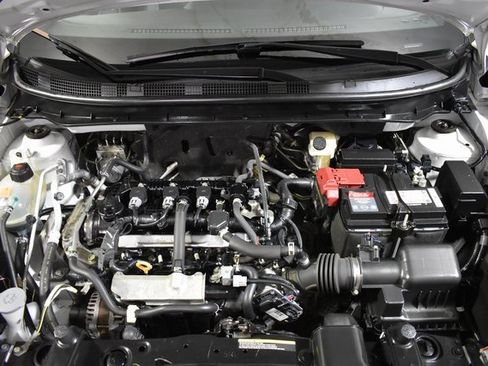 Used 2020 Nissan Kicks SV image 34