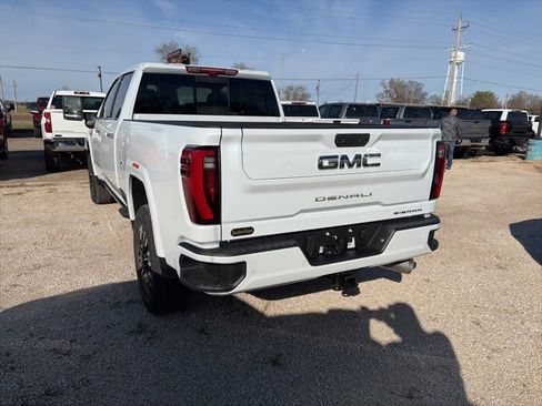 New 2026 GMC Sierra 2500 Denali Ultimate image 4