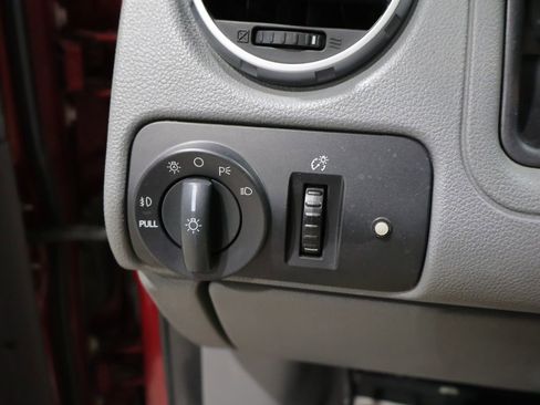 Used 2006 Ford Freestyle SEL image 29