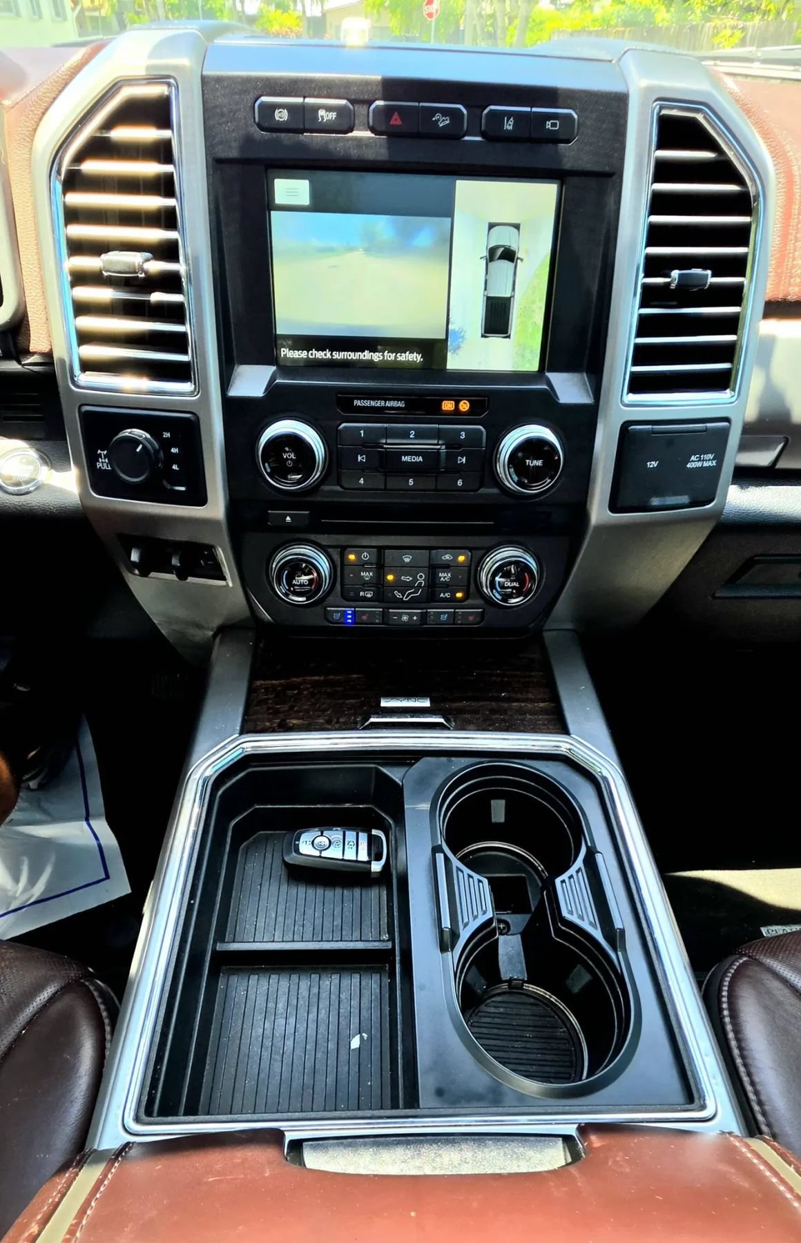 Used 2017 Ford F350 Platinum w/ Platinum Ultimate Package AWD/4WD image 8
