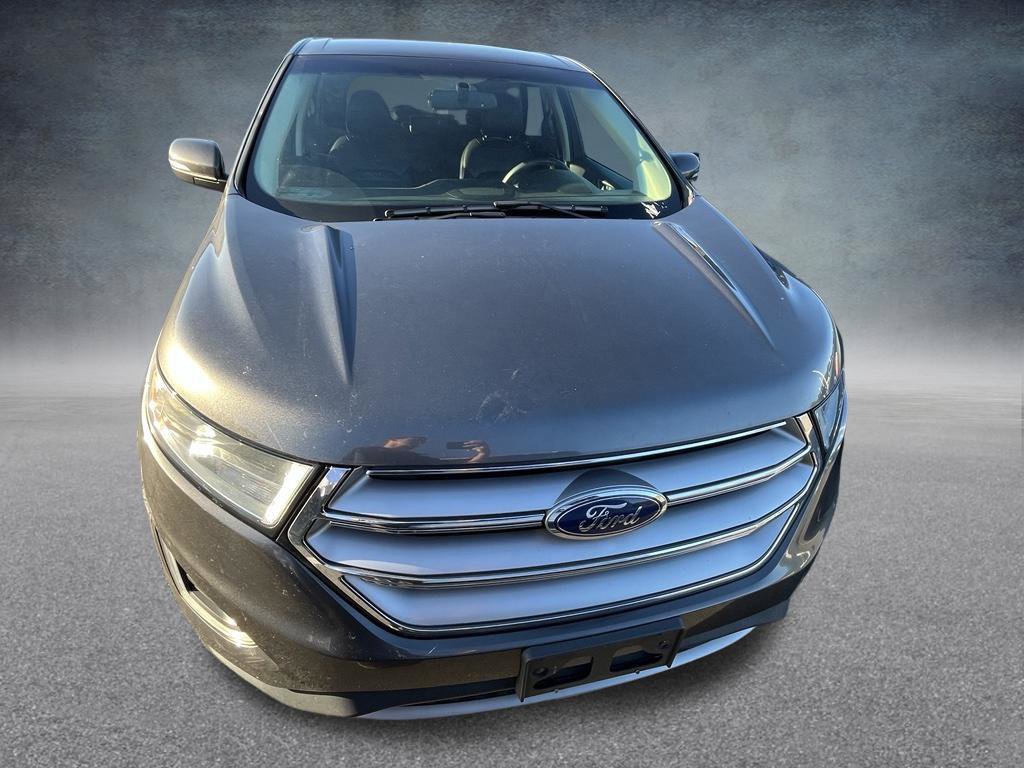 Used 2018 Ford Edge SEL w/ Equipment Group 201A AWD/4WD image 2