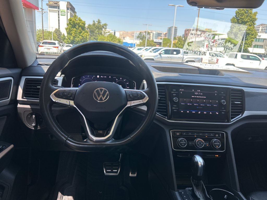 Used 2023 Volkswagen Atlas SEL R-Line AWD/4WD image 14