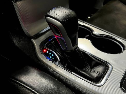 Used 2020 Jeep Grand Cherokee SRT AWD/4WD image 32