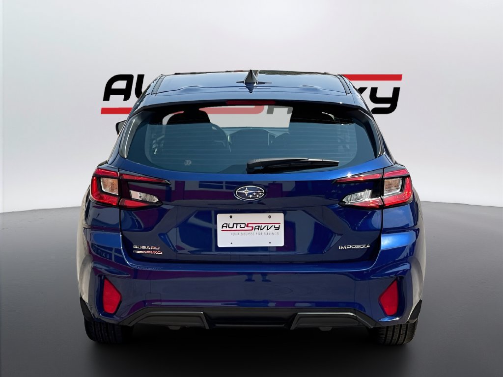 Used 2025 Subaru Impreza 2.0i Sport AWD/4WD image 6