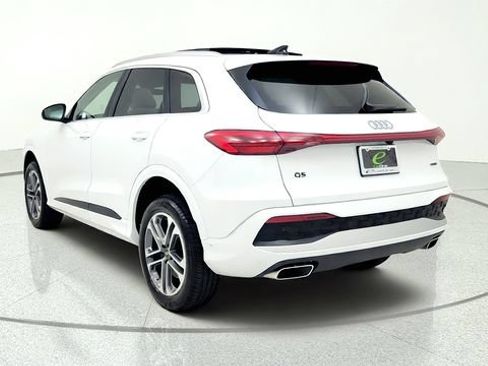 Used 2025 Audi Q5 Premium AWD/4WD image 6