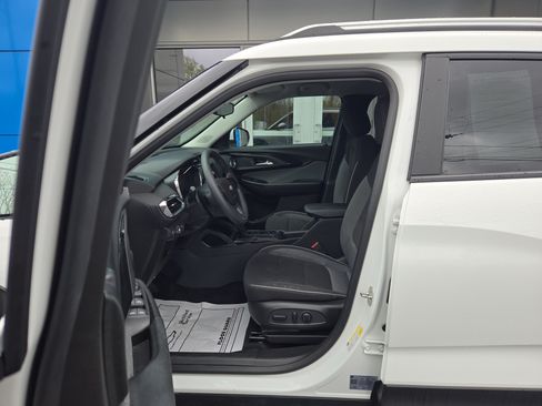 Certified 2023 Chevrolet TrailBlazer LT FWD image 5