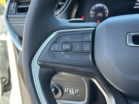New 2027 Jeep Grand Cherokee Limited AWD/4WD image 25