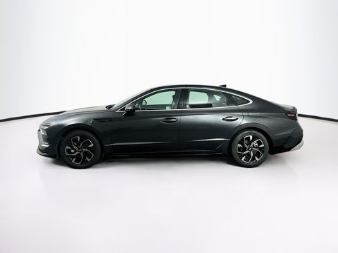 Used 2025 Hyundai Sonata SEL FWD image 4