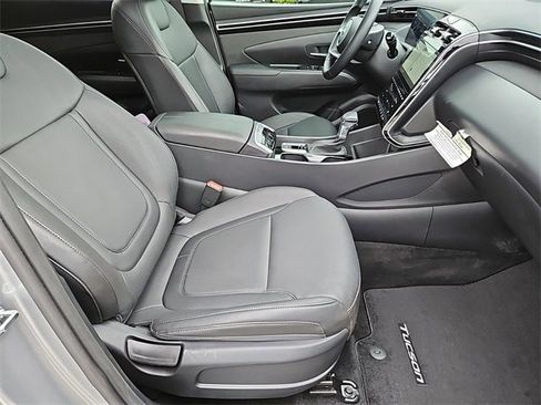Used 2024 Hyundai Tucson SEL w/ Convenience Package image 12