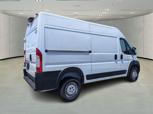 New 2025 RAM ProMaster 1500 w/ Convenience Group image 4
