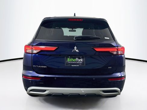 Used 2024 Mitsubishi Outlander SE FWD image 7