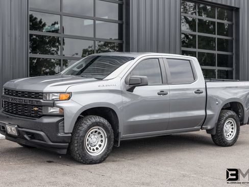 Used 2019 Chevrolet Silverado 1500 W/T w/ WT Convenience Package AWD/4WD image 2