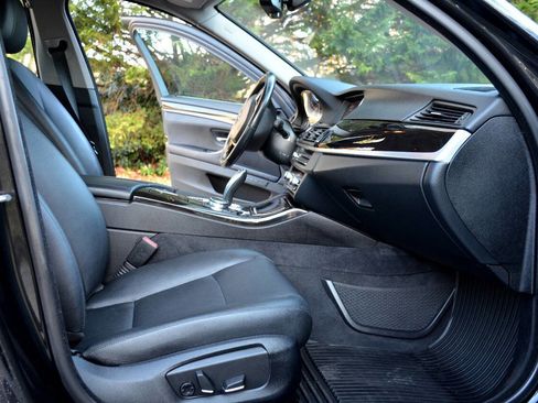 Used 2015 BMW 528i xDrive Sedan image 8