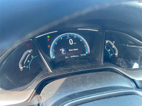 Used 2021 Honda Civic EX image 11