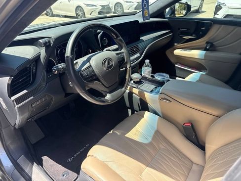 Used 2022 Lexus LS 500 AWD w/ Interior Upgrade Package image 20