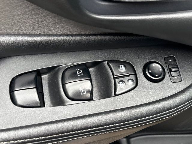 Used 2021 Nissan Murano S AWD/4WD image 24