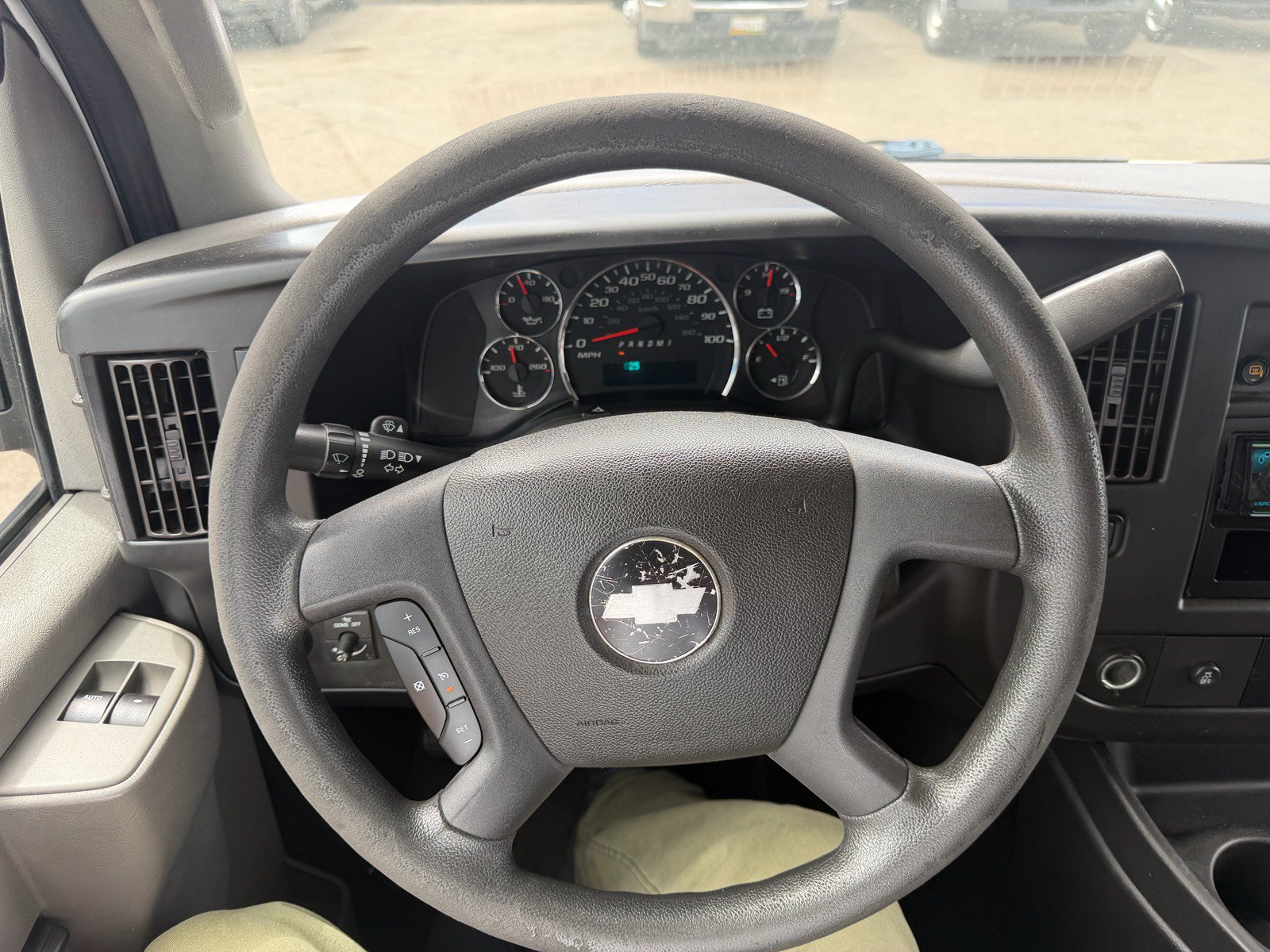 Used 2018 Chevrolet Express 3500 LT w/ LT Preferred Equipment Group RWD image 21