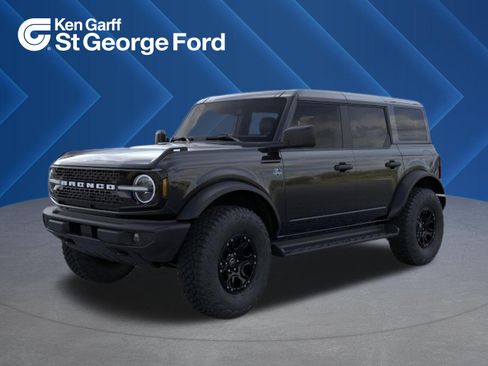 New 2026 Ford Bronco Outer Banks w/ Sasquatch Package AWD/4WD image 1