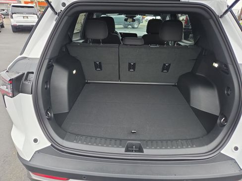 New 2026 Chevrolet Equinox LT image 21