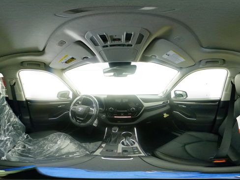 New 2026 Toyota Highlander Limited image 33
