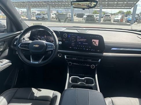 New 2026 Chevrolet Traverse High Country w/ LPO, Floor Liner Package AWD/4WD image 16