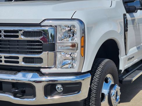 New 2026 Ford F350 XLT AWD/4WD image 10