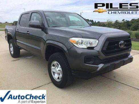 Used 2023 Toyota Tacoma SR AWD/4WD image 1