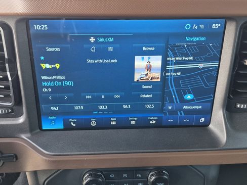 Used 2024 Ford Bronco Outer Banks w/ Sasquatch Package AWD/4WD image 28