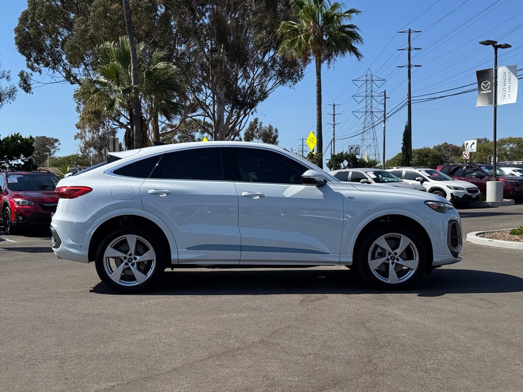 Used 2025 Audi Q5 Premium Plus w/ Premium Plus AWD/4WD image 30