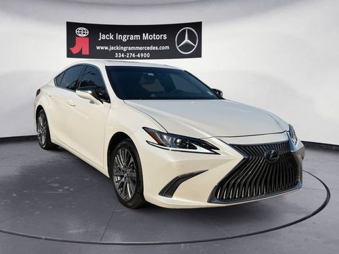 Used 2021 Lexus ES 350 w/ Premium Package FWD image 7