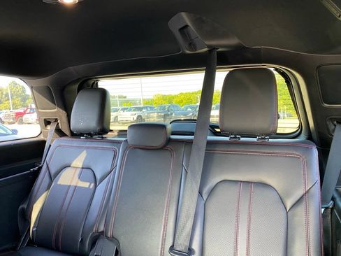 Used 2019 Ford Expedition Limited w/ Equipment Group 303A AWD/4WD image 15